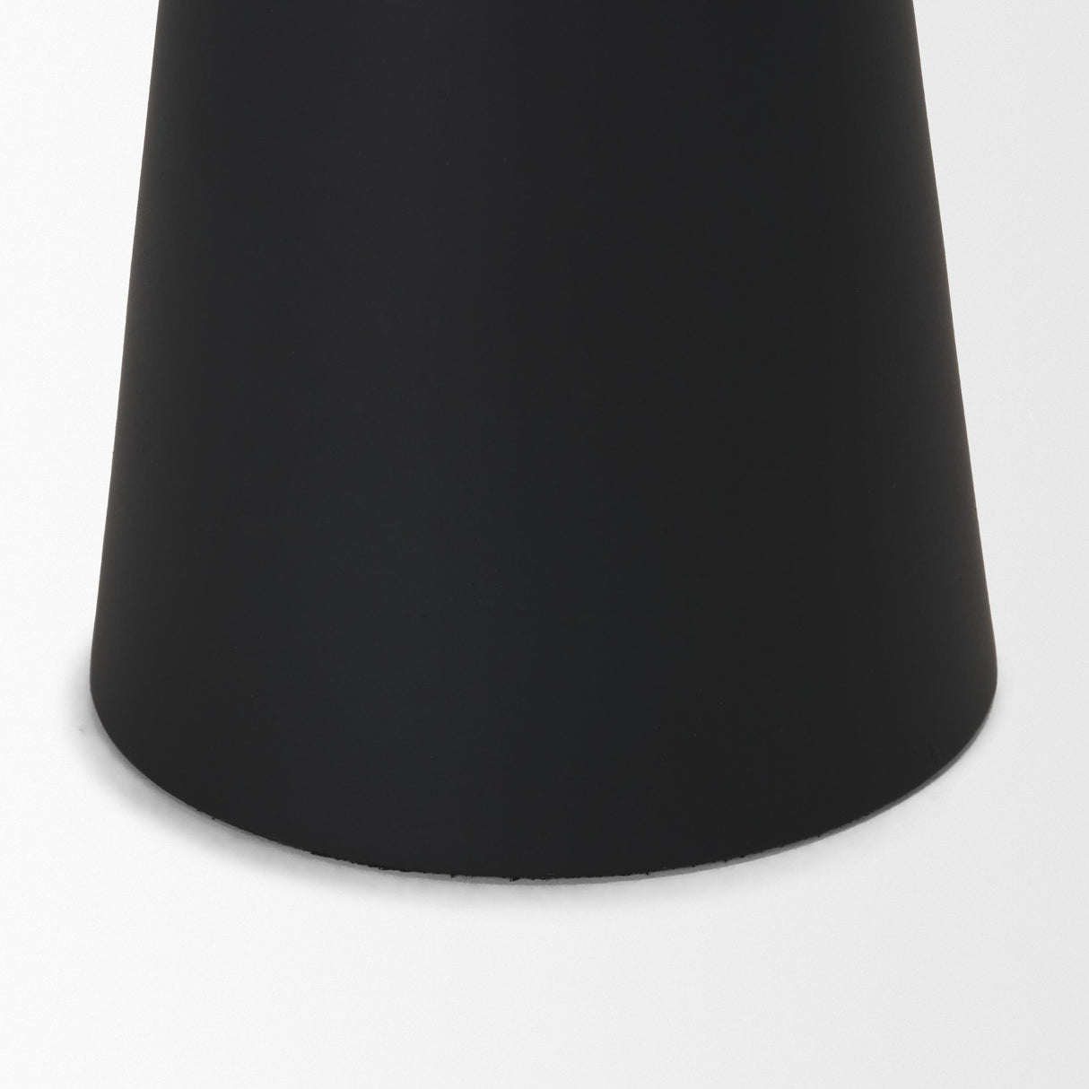 Odilia Large Smooth Matte Black Metal Geometric Pillar Candle Holder from Mercana - Luna Furniture