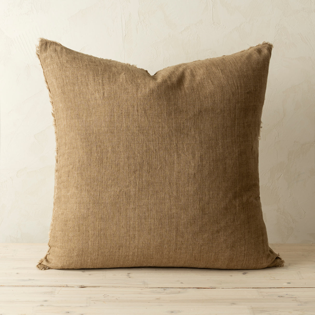 Lina 24x24 Linen Pillow Hazelnut Cover w/Filler, Set of 2 from Mercana - Luna Furniture