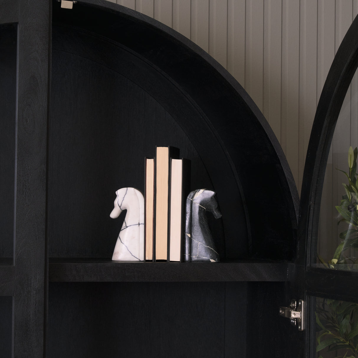 Cavalli Black and White Marble Horse Bookends from Mercana - Luna Furniture