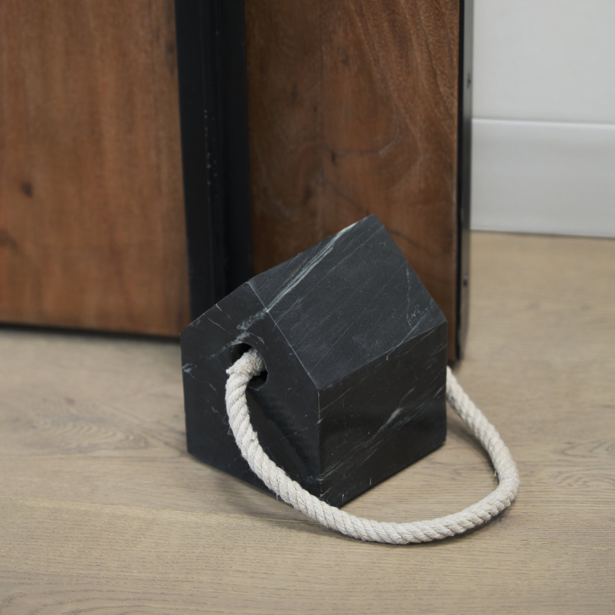 Raena Black Marble House Door Stopper from Mercana - Luna Furniture