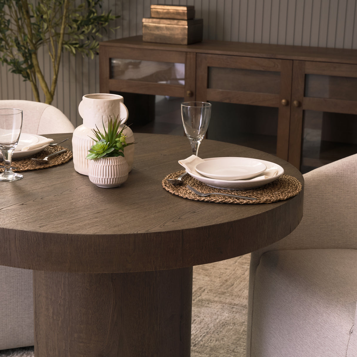 Lyonne 42" Round Medium Brown Oak Wood Pedestal Dining Table from Mercana - Luna Furniture