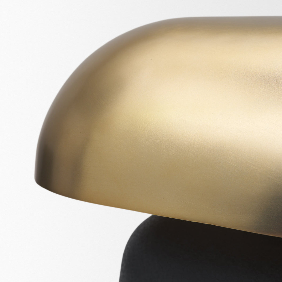 Liorre Textured Black Metal Base w/ Gold Metal Shade 1-Light Table Lamp from Mercana - Luna Furniture