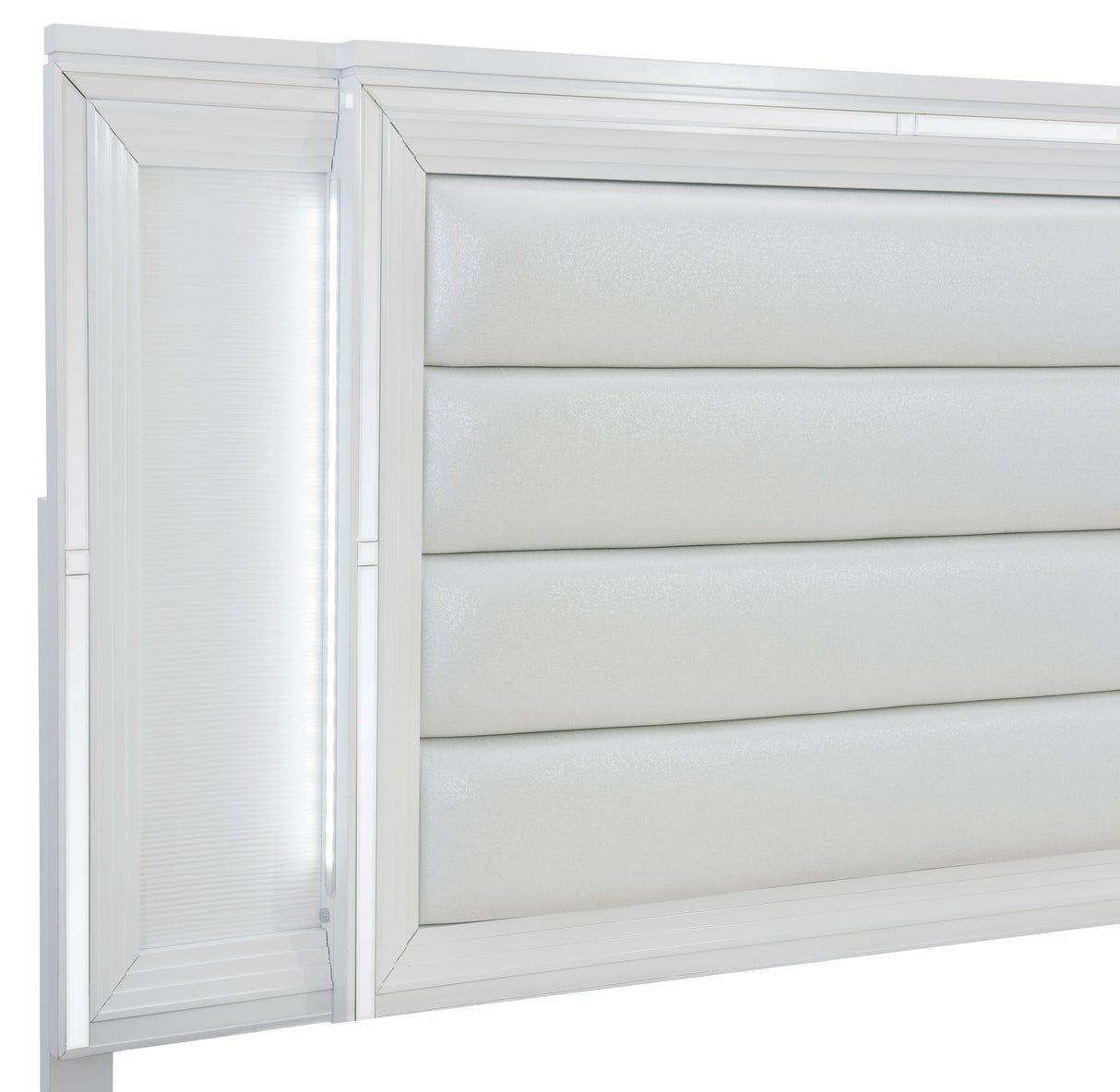 Tamsin White Vanity Dresser with Mirror from Homelegance - Luna Furniture
