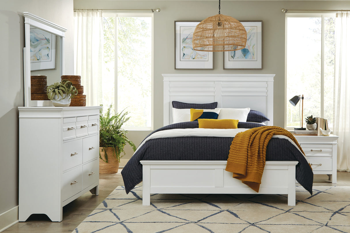 Blaire Farm White Eastern King Bed from Homelegance - Luna Furniture