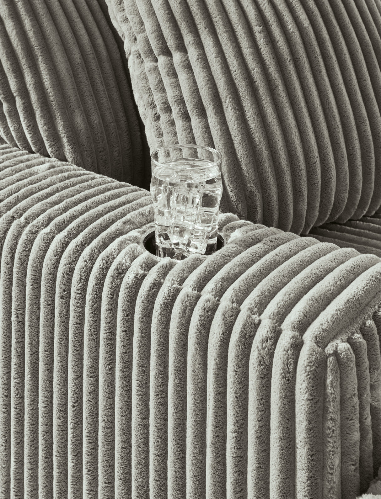Lindyn Fog Chaise from Ashley Furniture - Luna Furniture