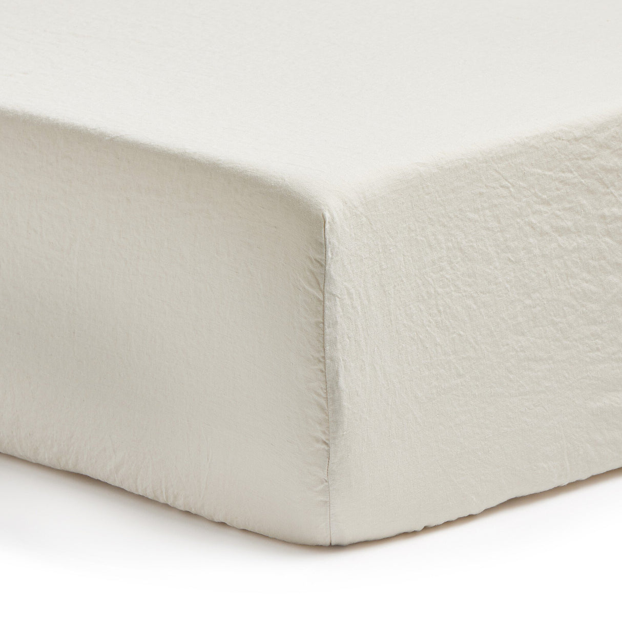 Sable Fitted Sheet in Sable White Sand from Four Hands - Luna Furniture