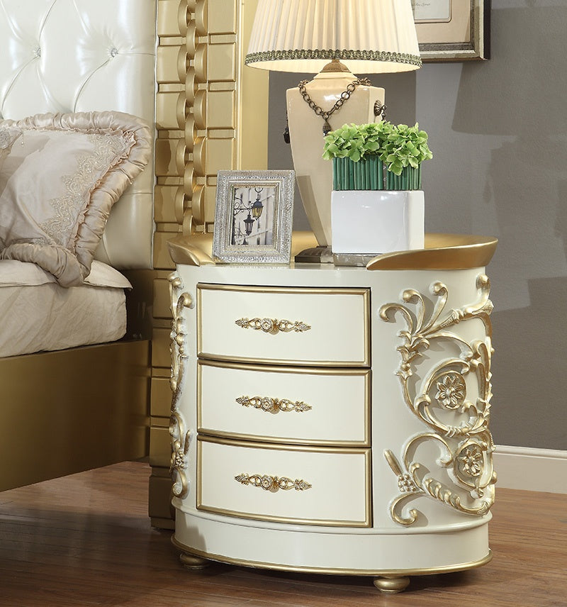 HD-8032 Ivory/Metallic Antique Gold 4-Piece Eastern King Bedroom Set from Homey Design - Luna Furniture