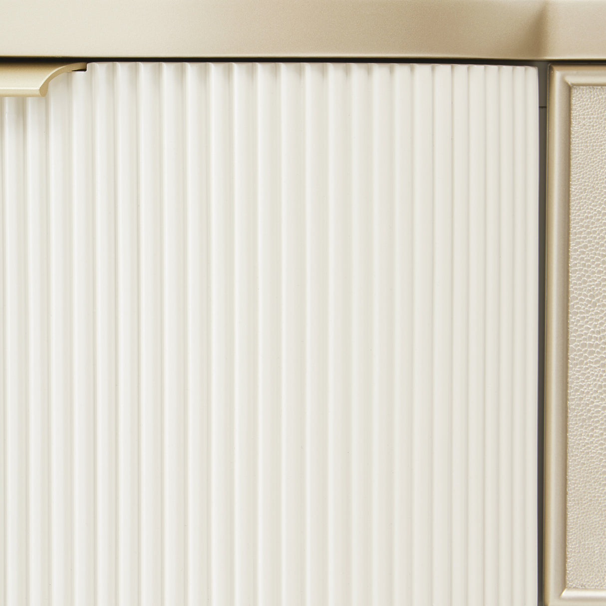 La Marisia Creamy Pearl Dresser from Michael Amini - Luna Furniture