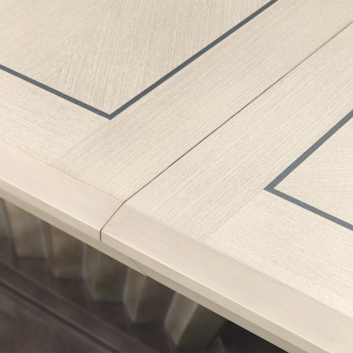 Fantosini Silver Mist Pedestal Dining Table from Michael Amini - Luna Furniture