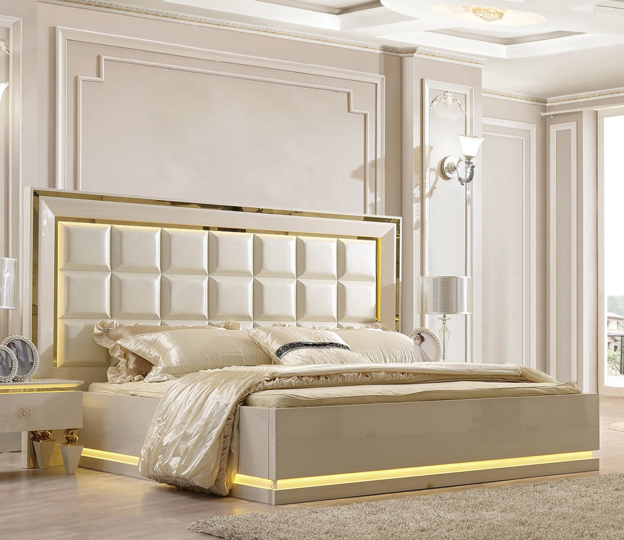 HD-9935 White Gloss Eastern King Bed from Homey Design - Luna Furniture