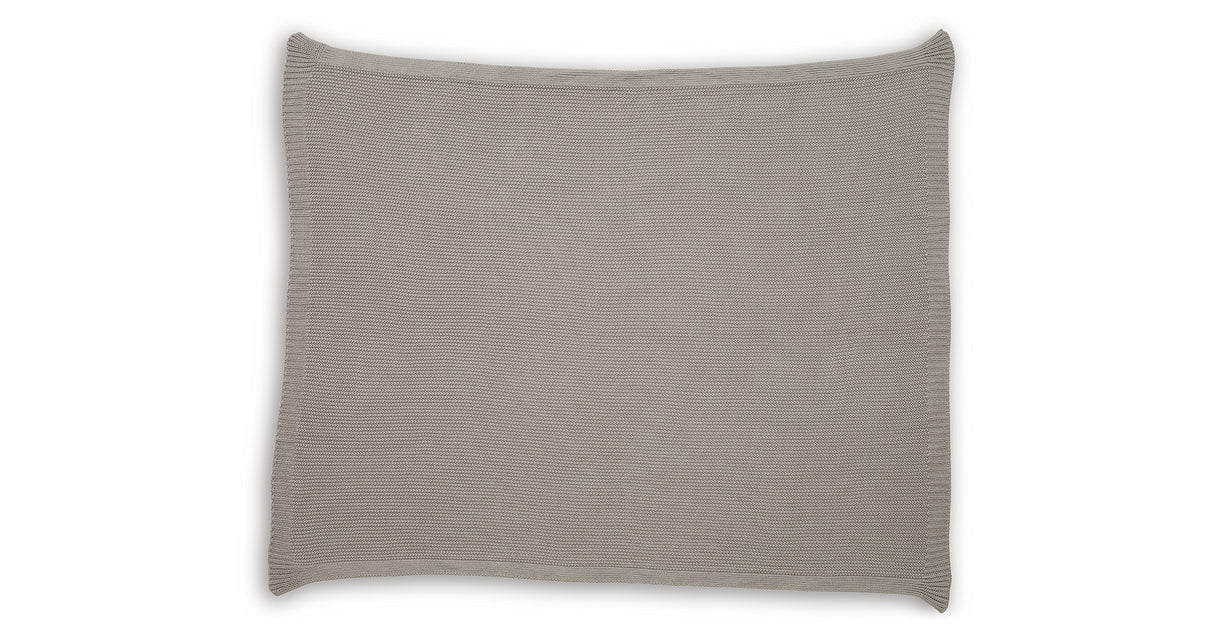 Gayelery Gray Throw from Ashley Furniture - Luna Furniture
