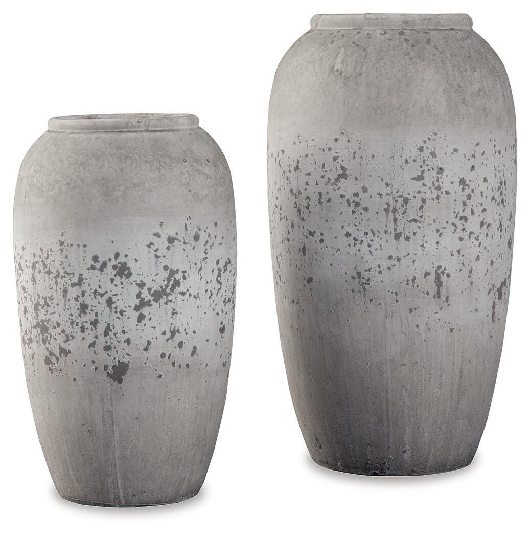 Dimitra Brown/Cream Vase from Ashley - Luna Furniture