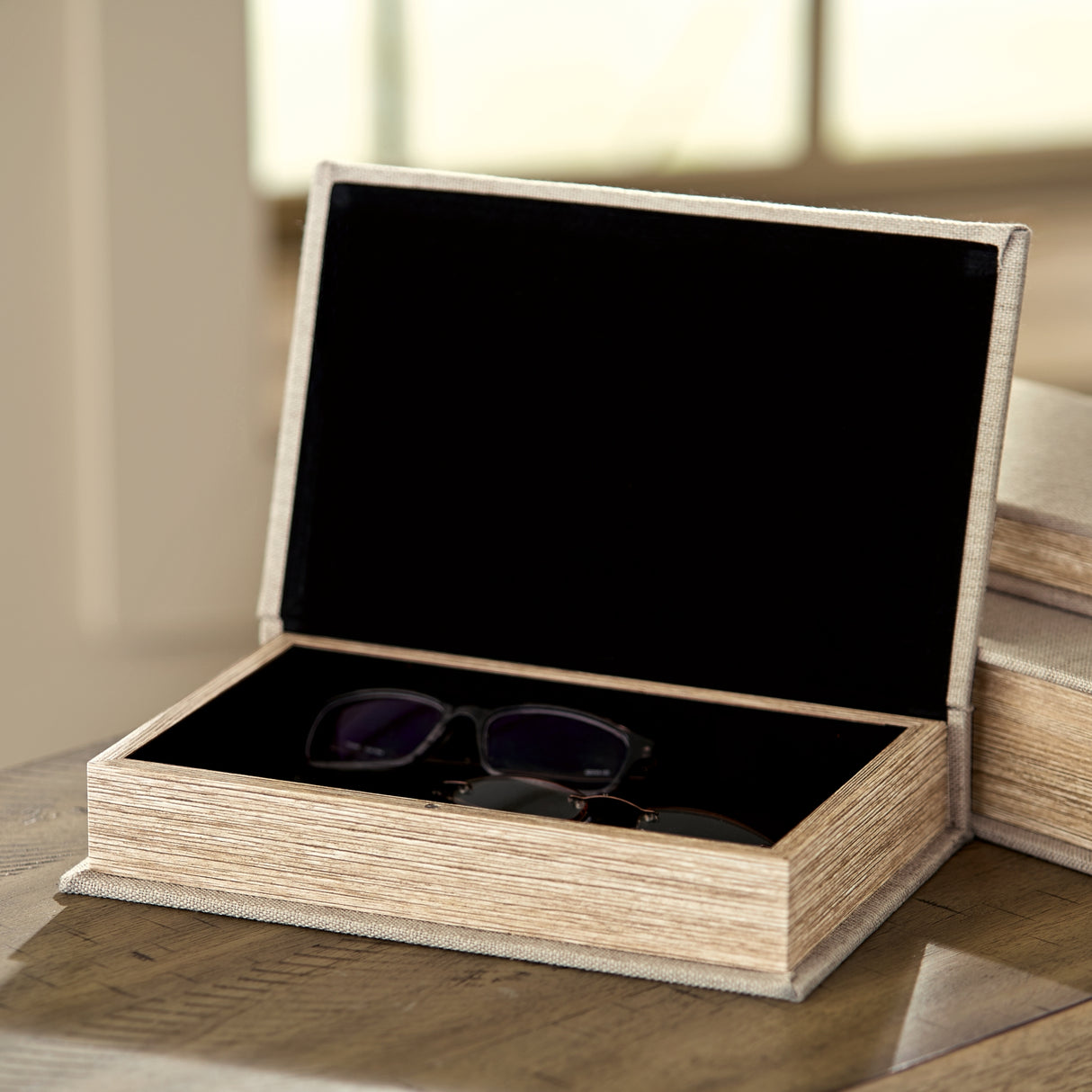 Jolina Linen Box from Ashley - Luna Furniture