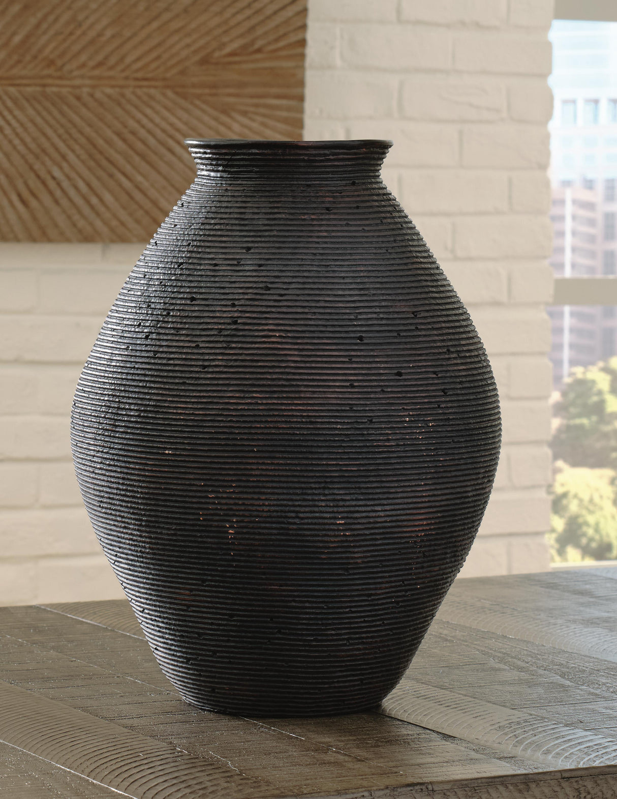Hannela Antique Brown Vase from Ashley Furniture - Luna Furniture