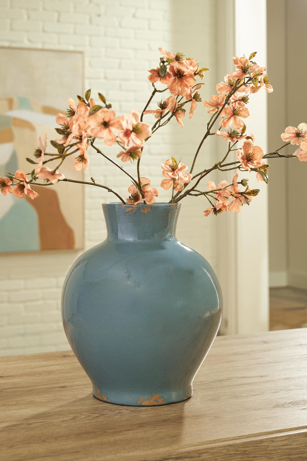 Giliburgh Antique Blue Vase
