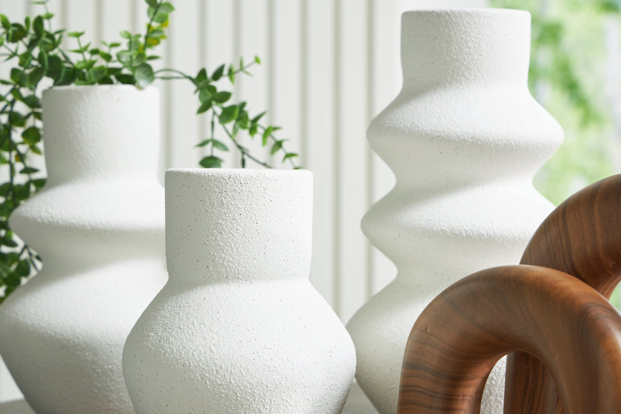Carterworth White/Brown Accessory Set (Set of 5) from Ashley Furniture - Luna Furniture