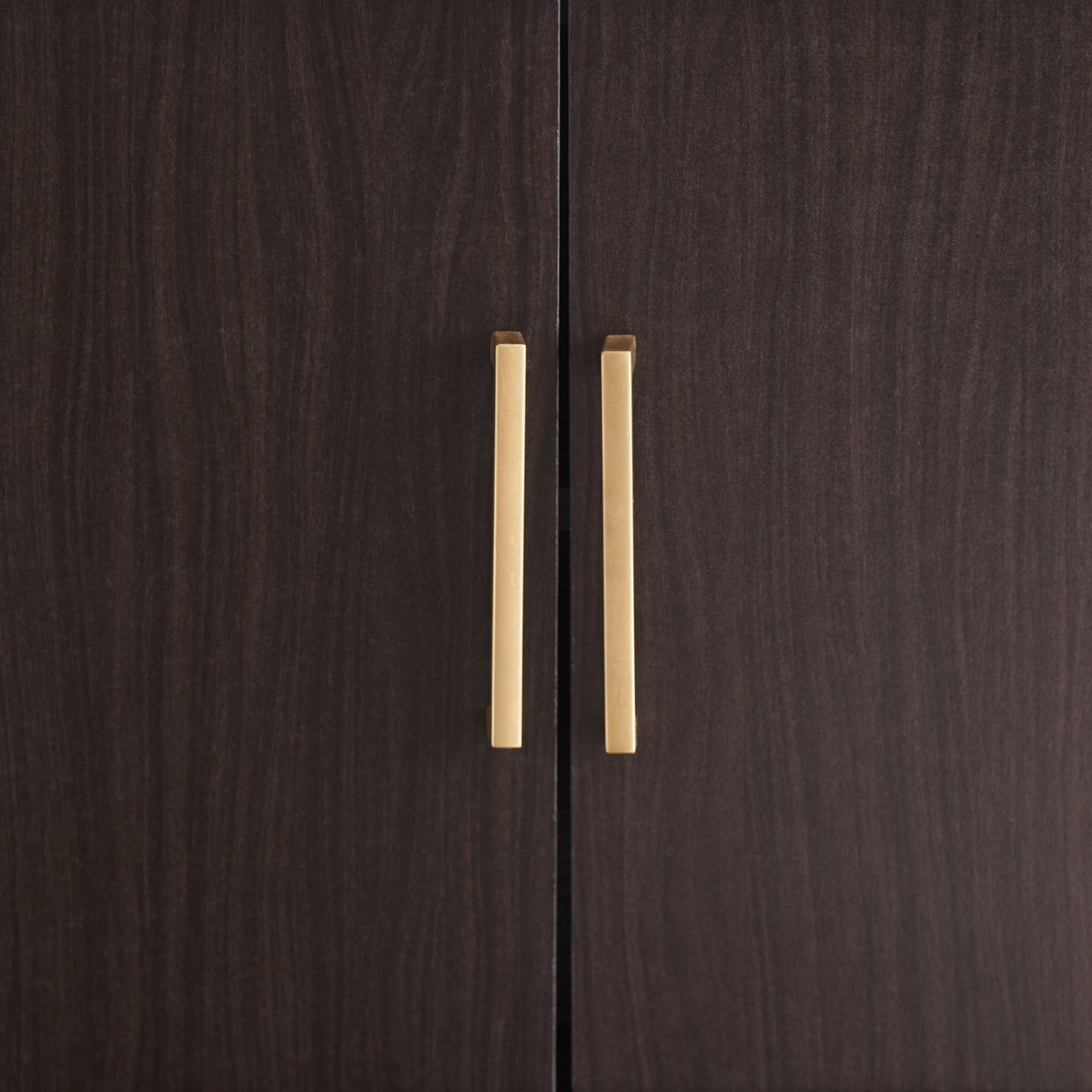 Orinfield Dark Brown Accent Cabinet from Ashley Furniture - Luna Furniture