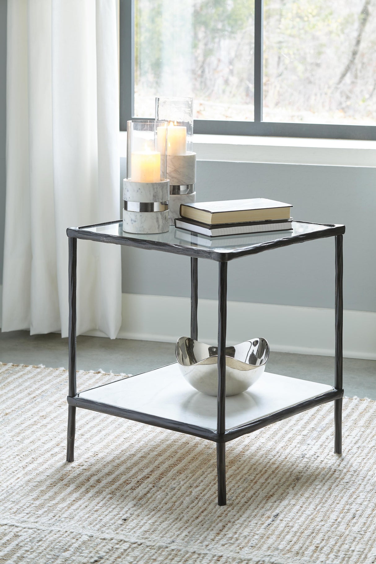 Ryandale Antique Black Accent Table from Ashley Furniture - Luna Furniture