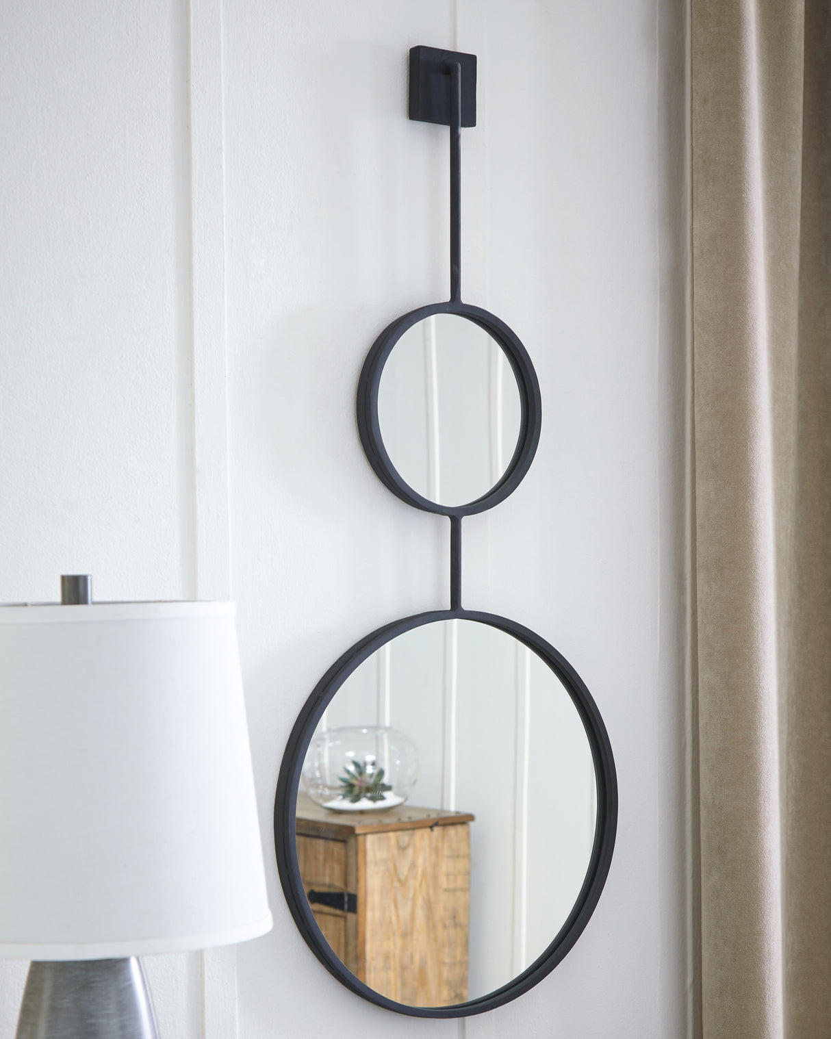 Brewer Black Accent Mirror from Ashley Furniture - Luna Furniture