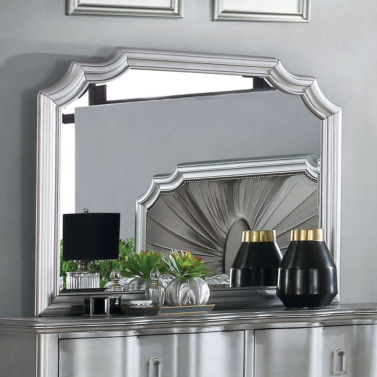 Aalok Silver Mirror (Mirror Only) from Furniture of America - Luna Furniture