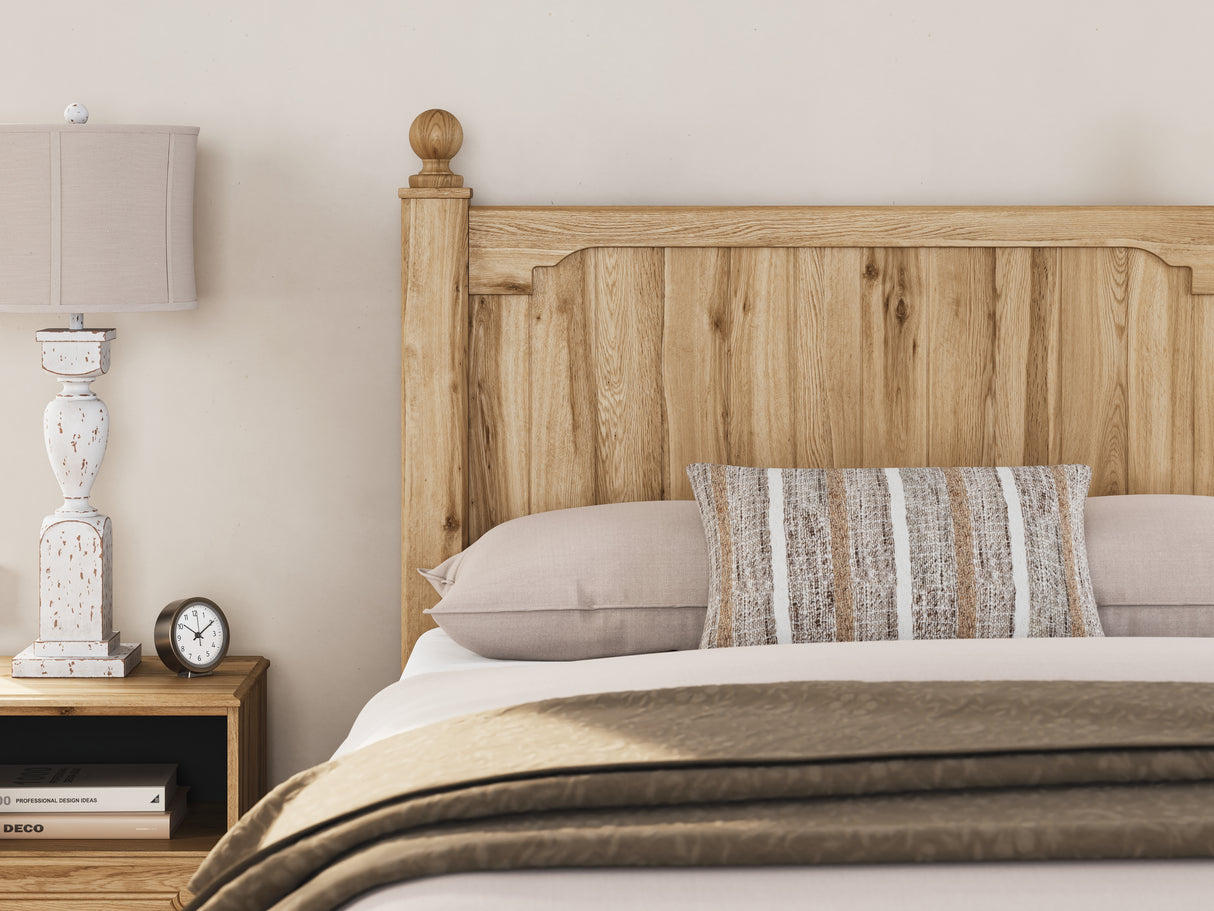 Aleaport Full Panel Bed with Dresser and Nightstand in Warm Brown from Ashley Furniture - Luna Furniture