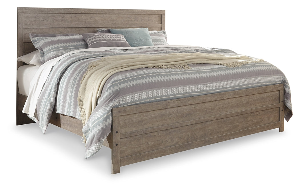 Culverbach King Panel Bed with Mirrored Dresser and Chest in Gray from Ashley - Luna Furniture