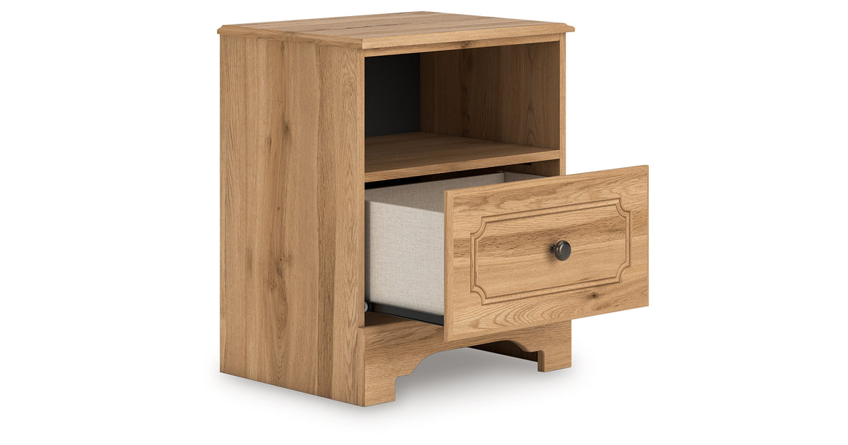 Aleaport Full Panel Bed with Mirrored Dresser and Nightstand in Warm Brown from Ashley Furniture - Luna Furniture