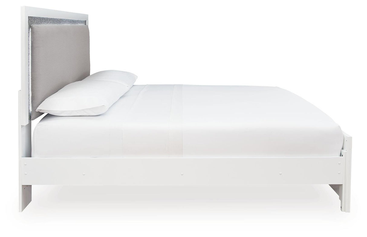 Maeling White/Gray Queen Upholstered Panel Bed, Dresser and Nightstand from Ashley Furniture - Luna Furniture