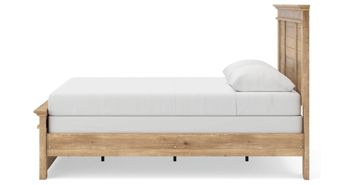 Makidern Tan Queen Panel Bed, Dresser and Mirror from Ashley - Luna Furniture