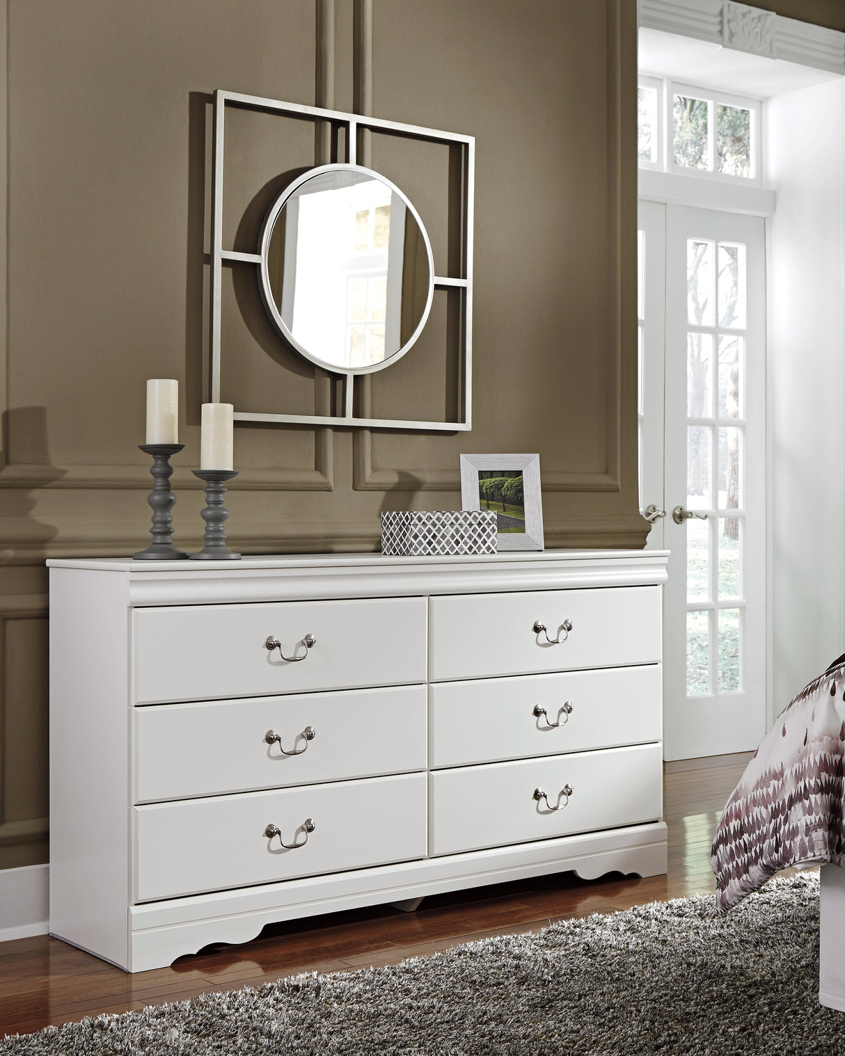 Anarasia Queen Sleigh Bed with Dresser in White from Ashley Furniture - Luna Furniture