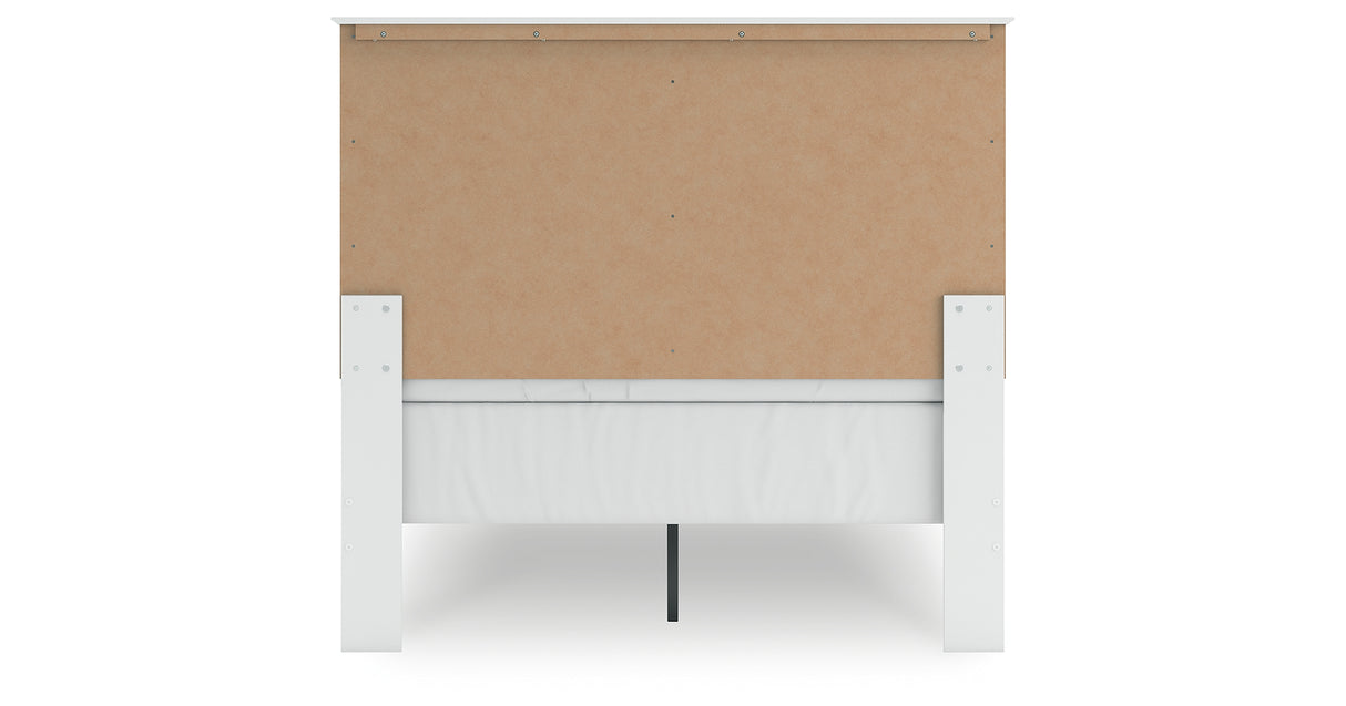 Bostwick Shoals Full Panel Bed with Mirrored Dresser, Chest and Nightstand in White from Ashley Furniture - Luna Furniture