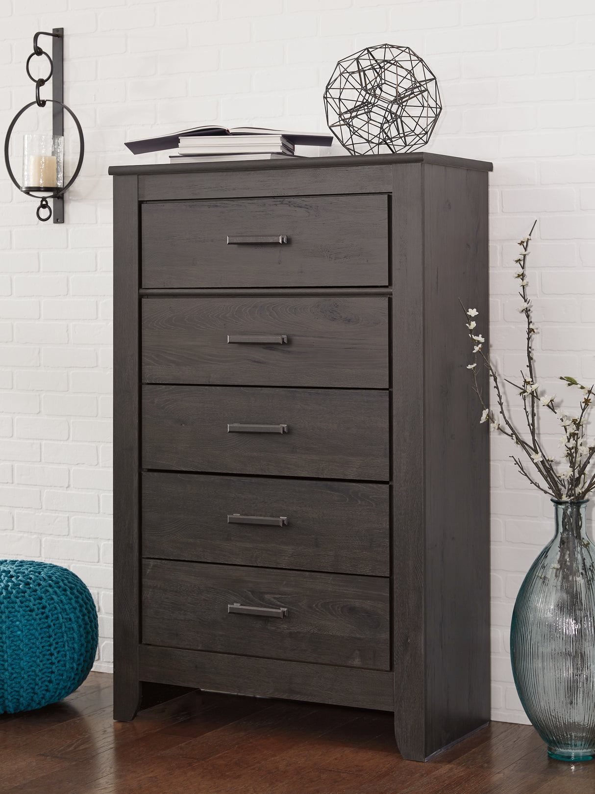 Brinxton King Panel Bed with Mirrored Dresser, Chest and 2 Nightstands in Charcoal from Ashley - Luna Furniture