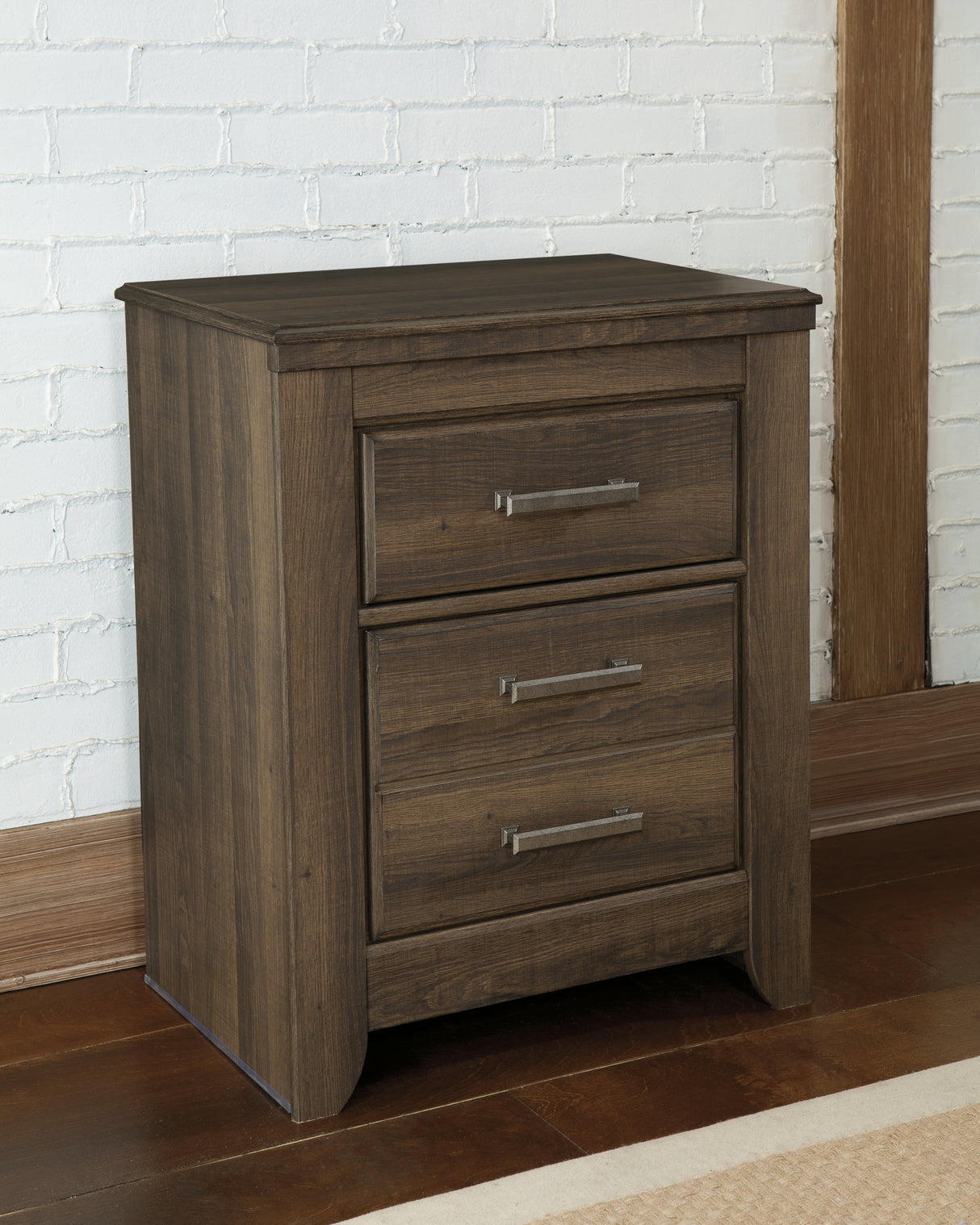 Juararo Dark Brown Queen Poster Bed with Mirrored Dresser and 2 Nightstands from Ashley Furniture - Luna Furniture