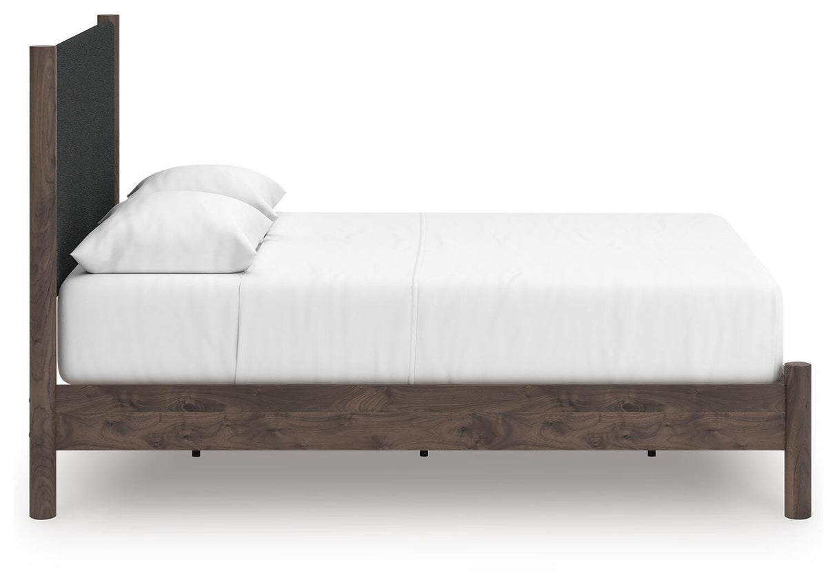 Pamytta Queen Panel Bed, Dresser, Mirror and Nightstand from Ashley - Luna Furniture