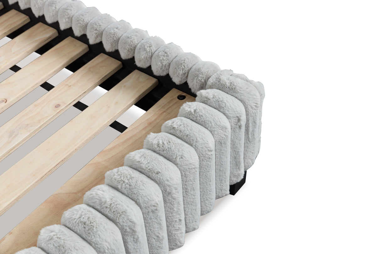 Zuraleus White California King Upholstered Bed from Ashley Furniture - Luna Furniture