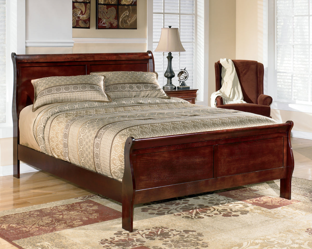 Alisdair Reddish Brown Queen Sleigh Bed, Dresser, Mirror, and Nightstand from Ashley Furniture - Luna Furniture