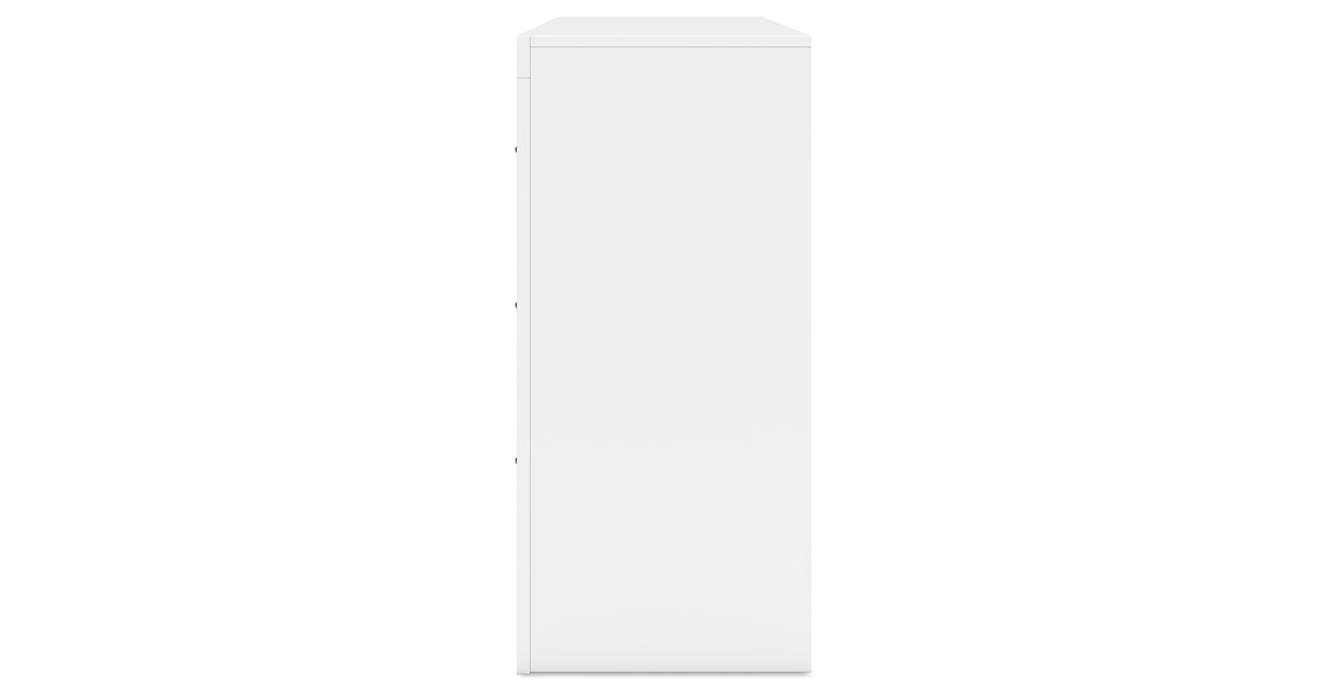 Binterglen Queen Panel Bed with Dresser in White from Ashley - Luna Furniture