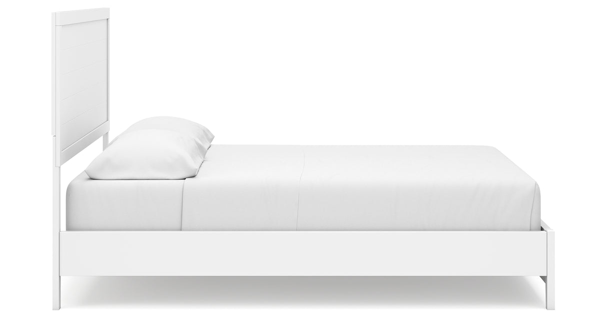 Binterglen California King Panel Bed with Dresser and 2 Nightstands in White from Ashley Furniture - Luna Furniture