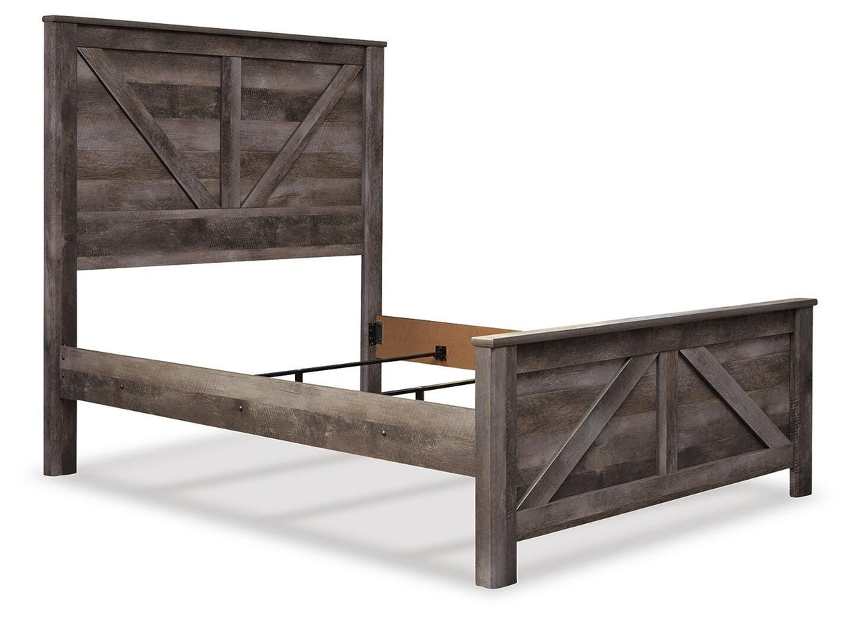 Wynnlow Queen Crossbuck Panel Bed with Mirrored Dresser and Chest in Gray from Ashley Furniture - Luna Furniture
