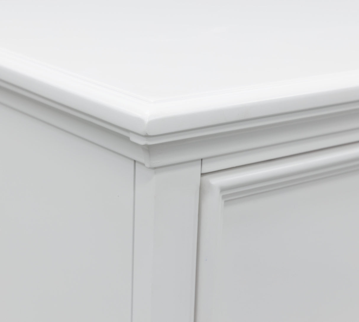 Fortman Queen Panel Bed with Mirrored Dresser and Chest in White from Ashley Furniture - Luna Furniture