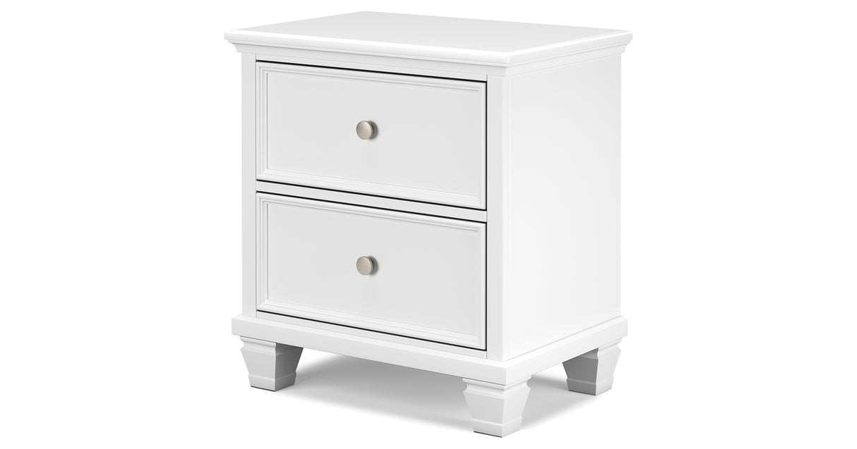 Fortman California King Panel Bed with Mirrored Dresser and 2 Nightstands in White from Ashley Furniture - Luna Furniture