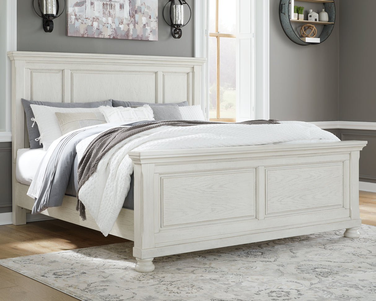 Robbinsdale King Panel Bed with Mirrored Dresser, Chest and 2 Nightstands in Antique White from Ashley - Luna Furniture