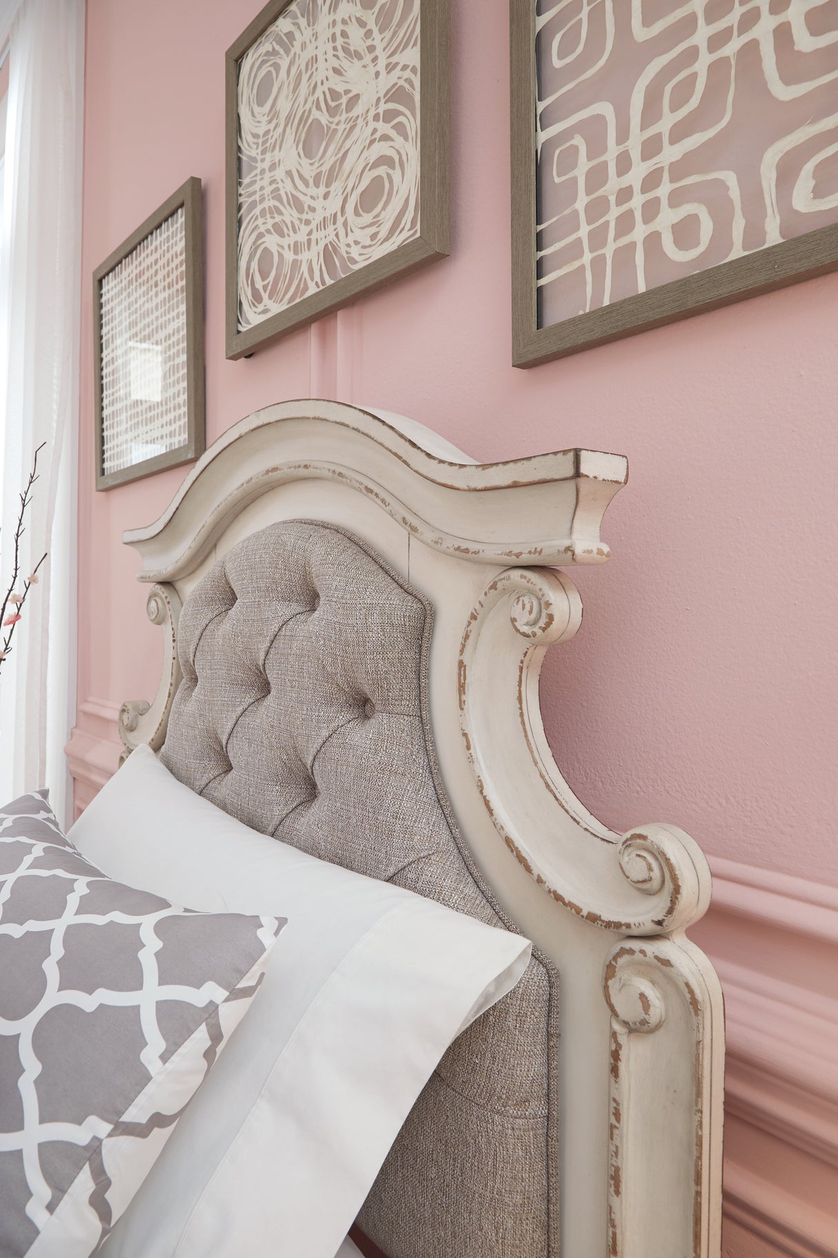 Realyn Chipped White California King Upholstered Panel Bed from Ashley Furniture - Luna Furniture