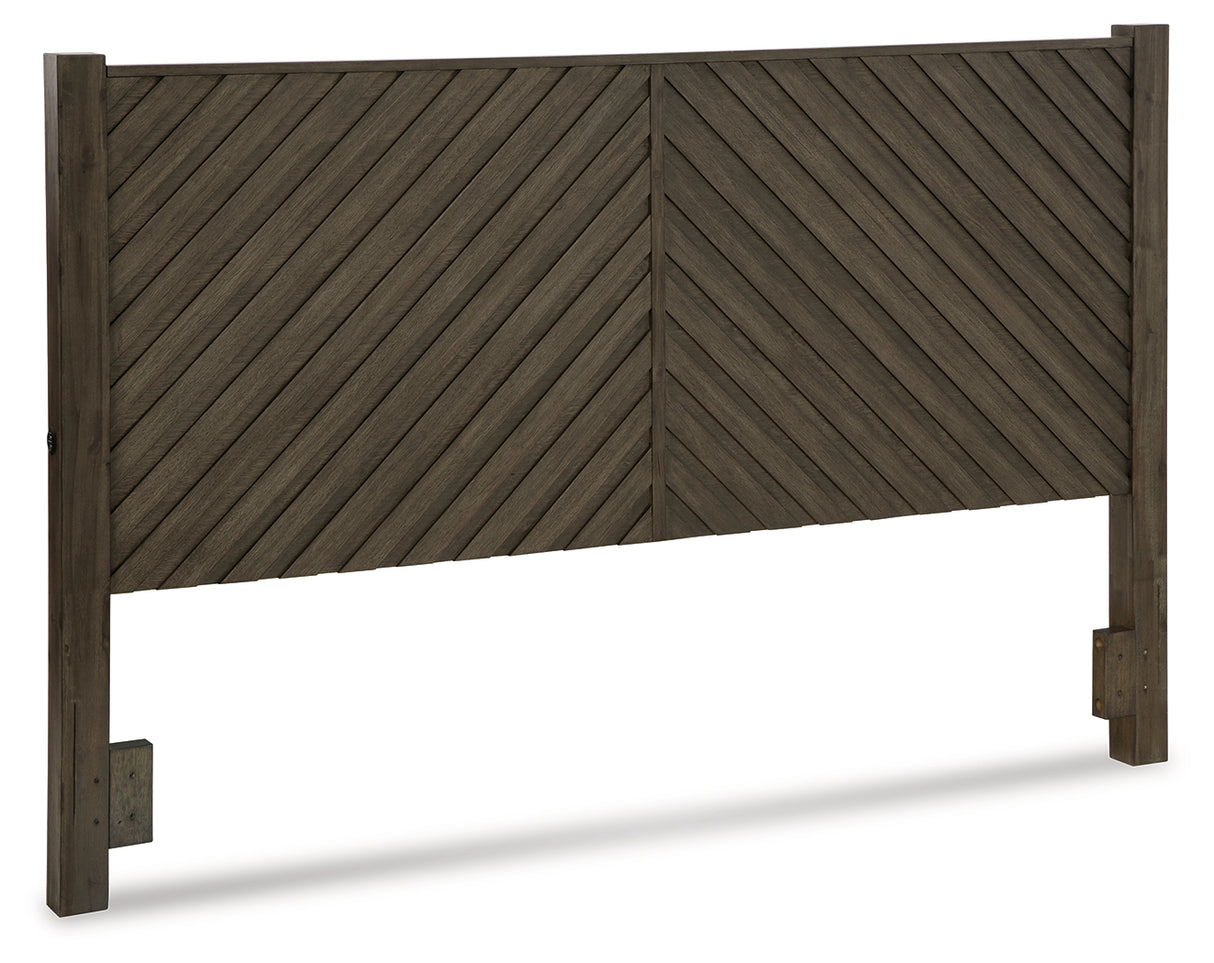 Arkenton King Panel Bed with Mirrored Dresser in Grayish Brown from Ashley Furniture - Luna Furniture