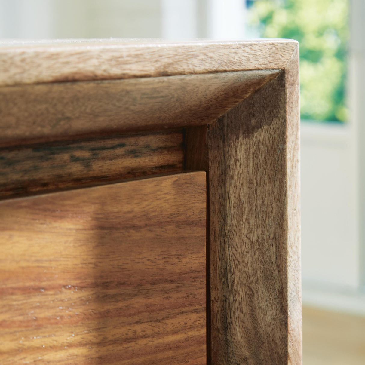 Dressonni Brown Dresser and Mirror from Ashley Furniture - Luna Furniture
