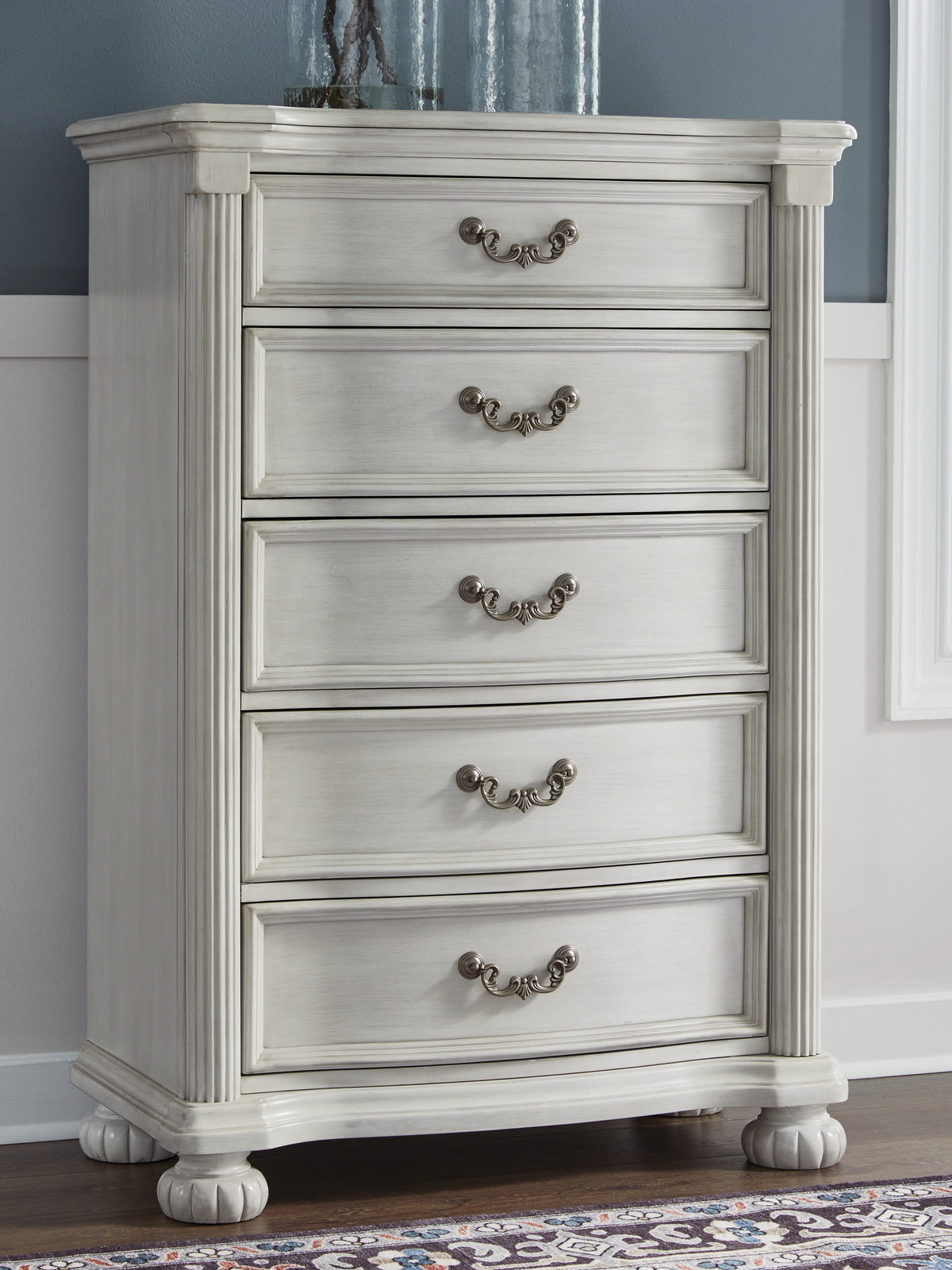 Montelaine Antique White Chest of Drawers from Ashley Furniture - Luna Furniture