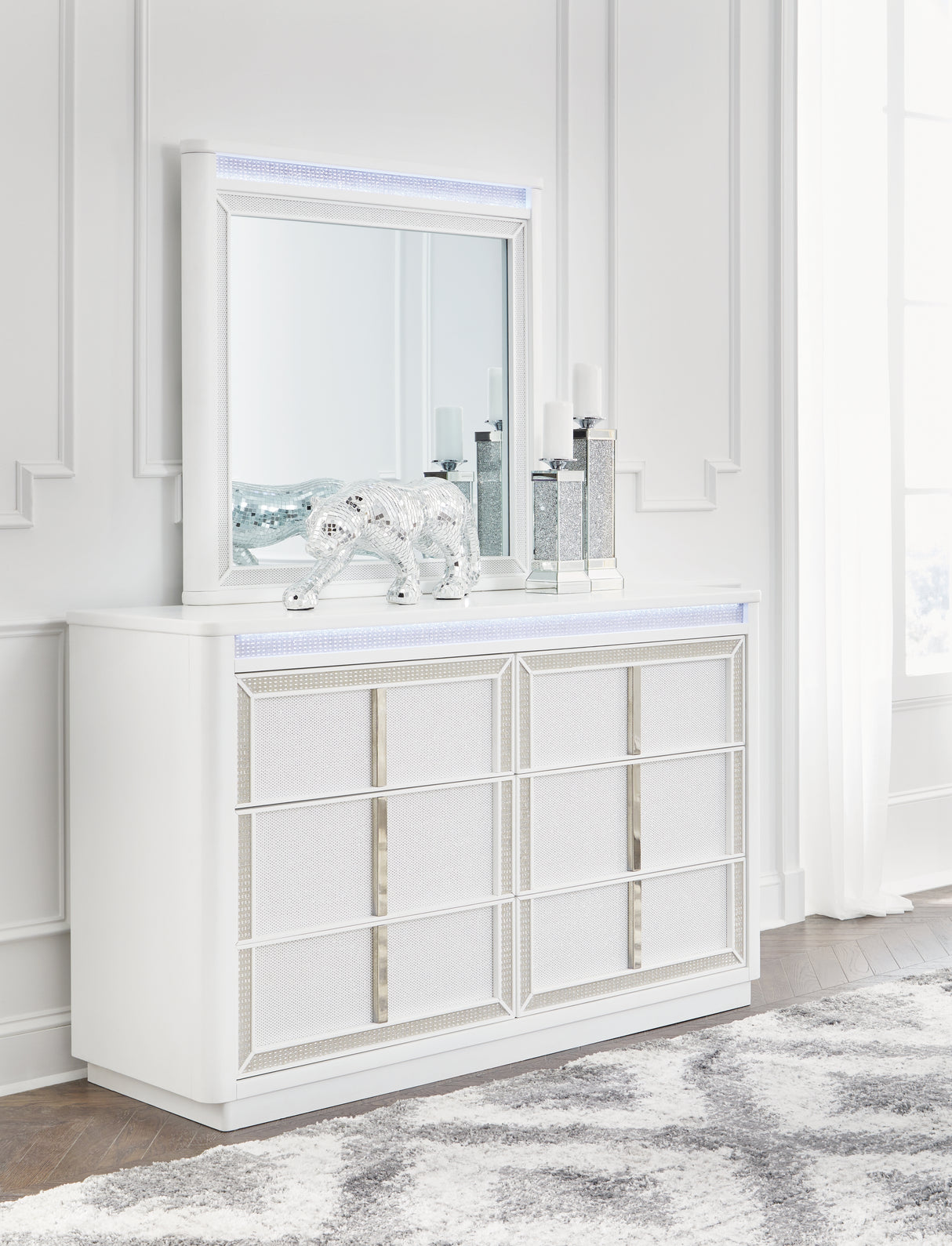 Chalanna White Dresser and Mirror from Ashley Furniture - Luna Furniture