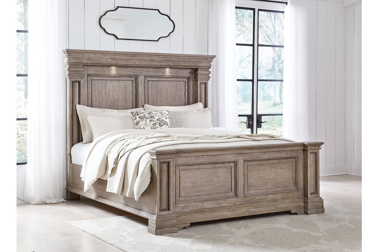 Blairhurst Light Grayish Brown California King Panel Bed from Ashley - Luna Furniture