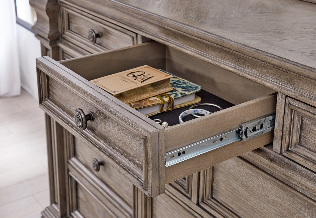Blairhurst Light Grayish Brown Dresser and Mirror from Ashley Furniture - Luna Furniture