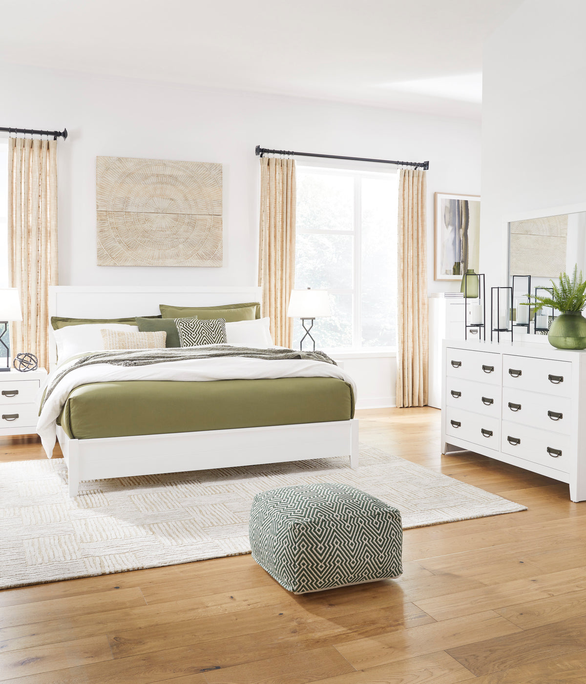 Binterglen White Panel Bedroom Set from Ashley Furniture - Luna Furniture